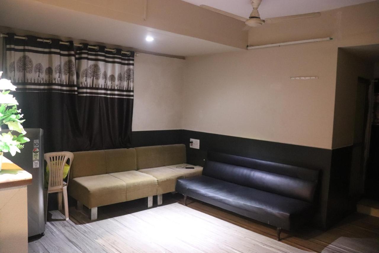 Hotel Harmony Jamnagar Exterior photo